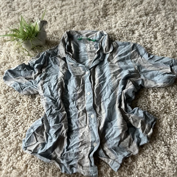 Dip multi blue shade button down short sleeve simple casual top. - Picture 2 of 3